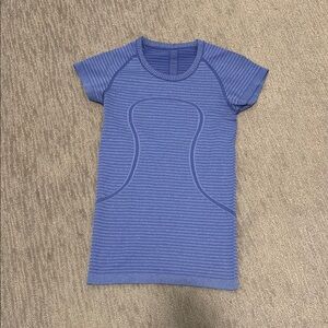 Lululemon Short Sleeve workout top